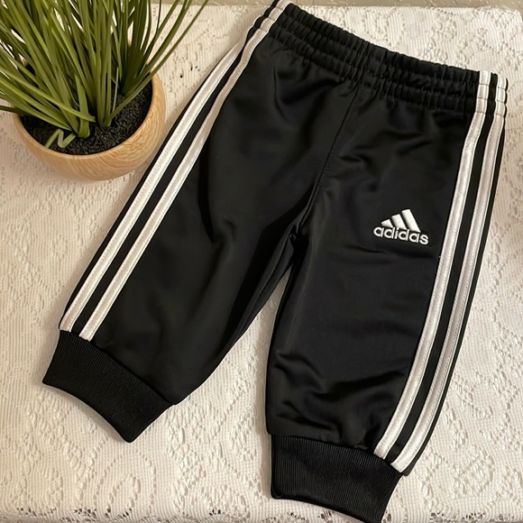 Adidas Trackpants Infant Size 3 Months - Picture 1 of 2
